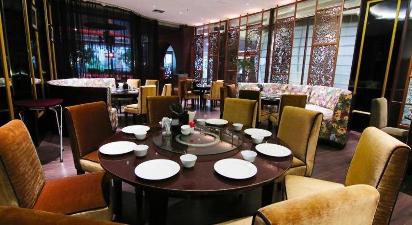 The Arista Hotel Palembang Exterior photo