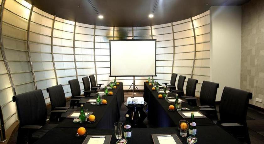 The Arista Hotel Palembang Exterior photo