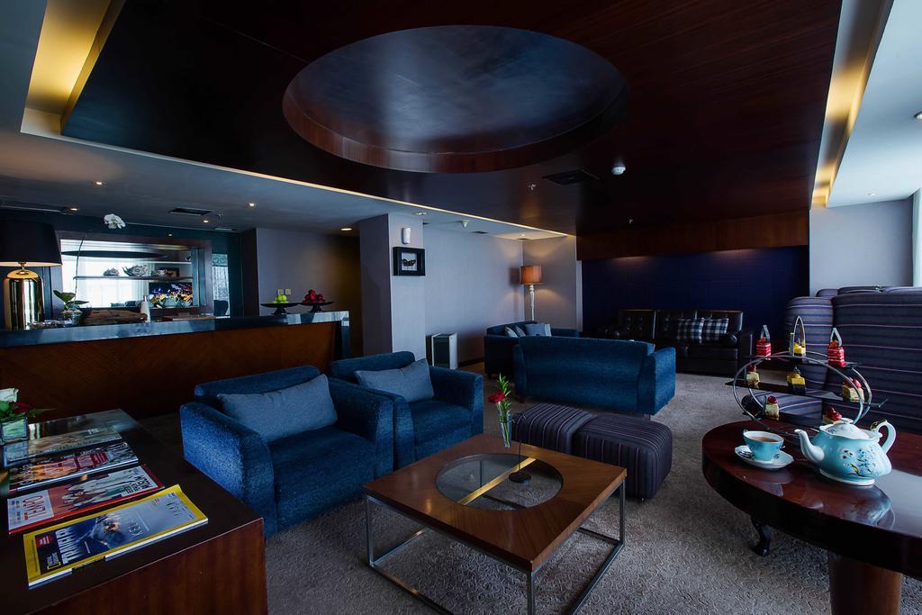 The Arista Hotel Palembang Exterior photo