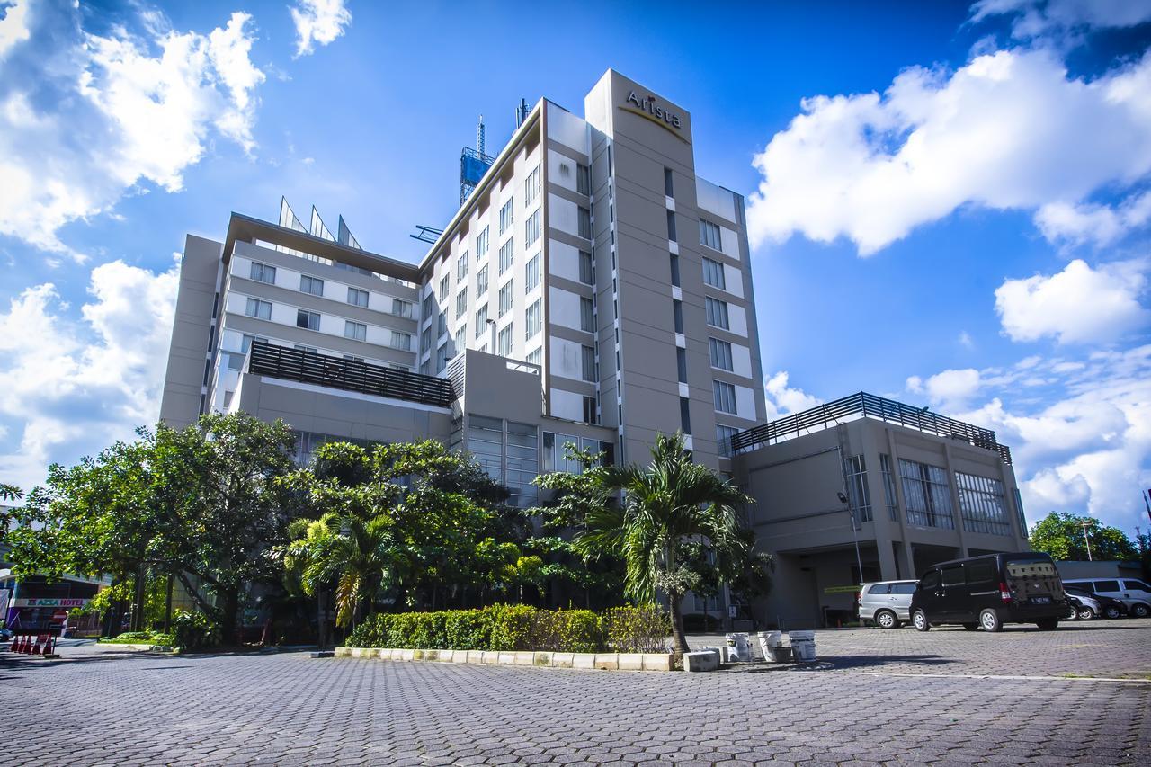 The Arista Hotel Palembang Exterior photo