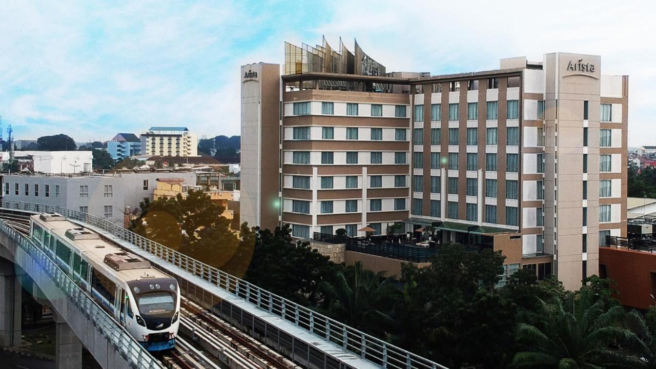The Arista Hotel Palembang Exterior photo